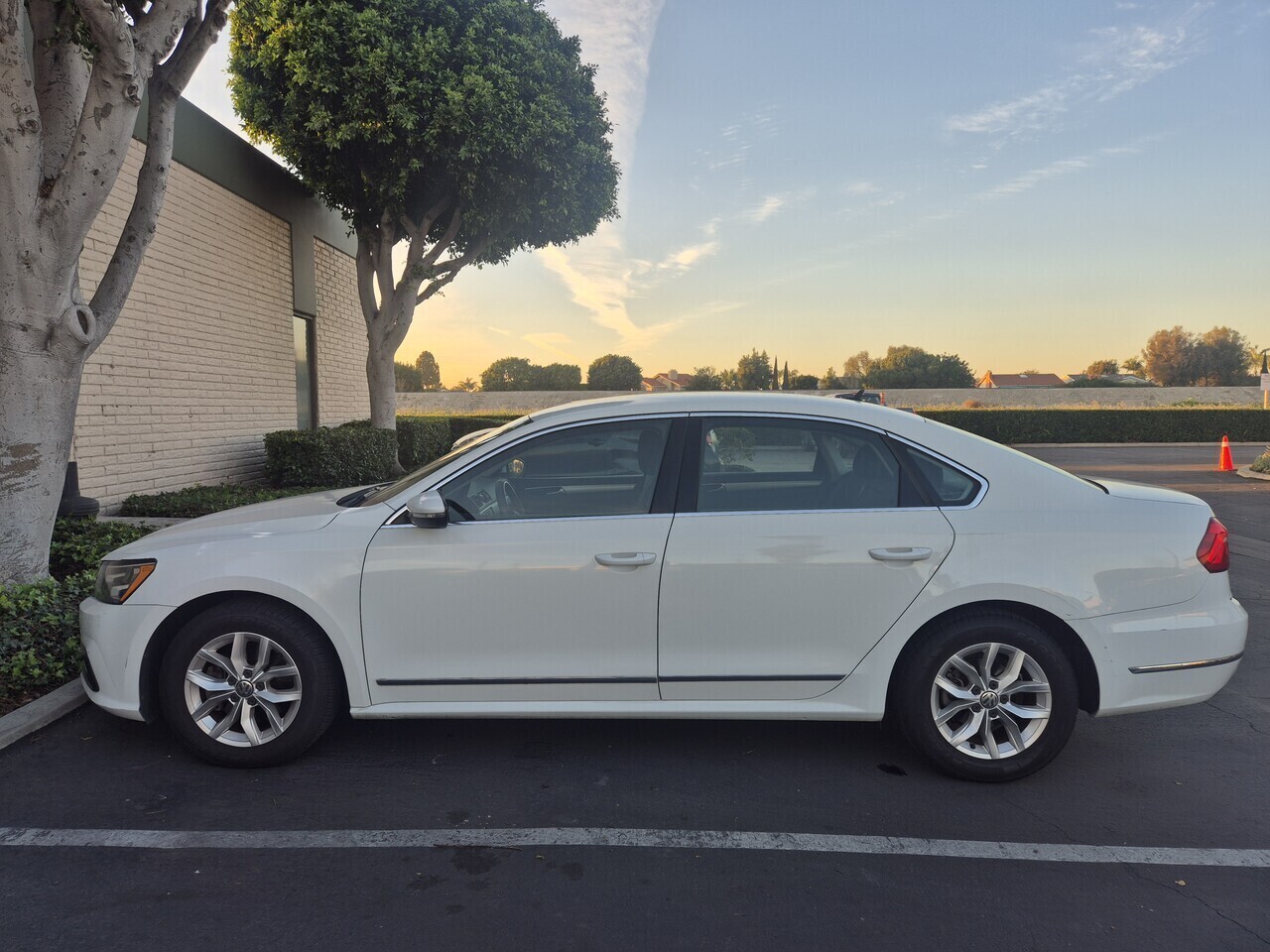 2016 VW Passat - 클린타이틀/스모그 완료 (네고 가능) 썸네일 4