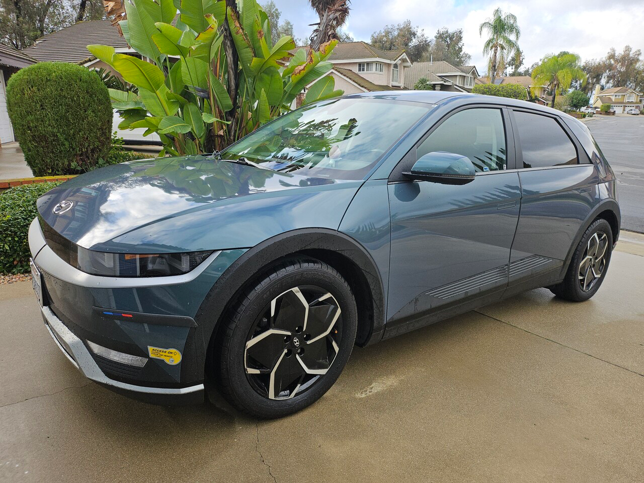 테슬라차징 어댑터 포함, 디지털 룸 미러 앞 뒤 카메라 블랙박스 장착됨 이미지 1