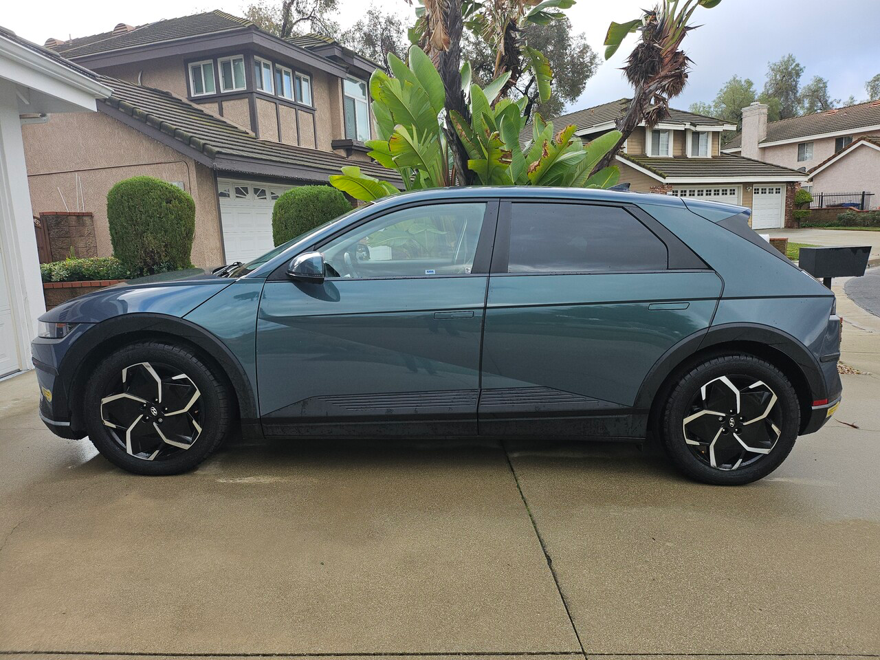 테슬라차징 어댑터 포함, 디지털 룸 미러 앞 뒤 카메라 블랙박스 장착됨 썸네일 4