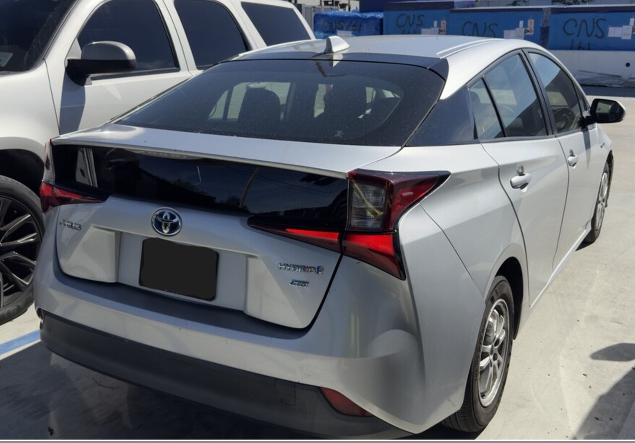 2020 Toyota Prius를 판매합니다. 썸네일 2