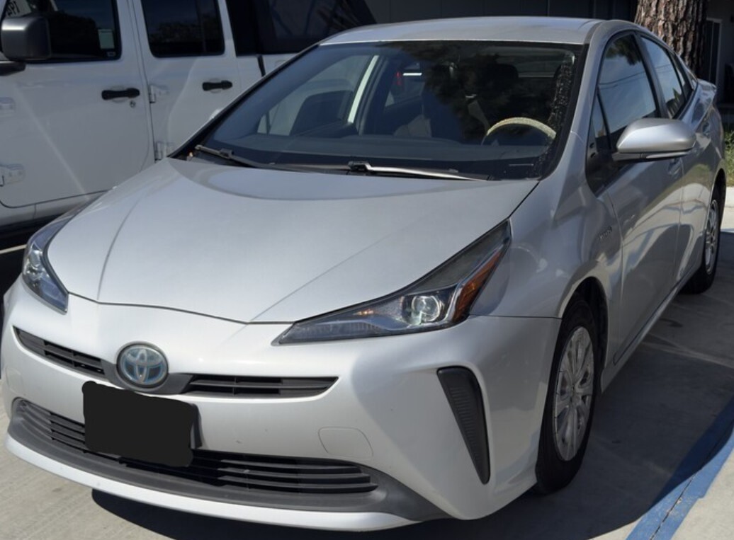 2020 Toyota Prius를 판매합니다. 썸네일 3