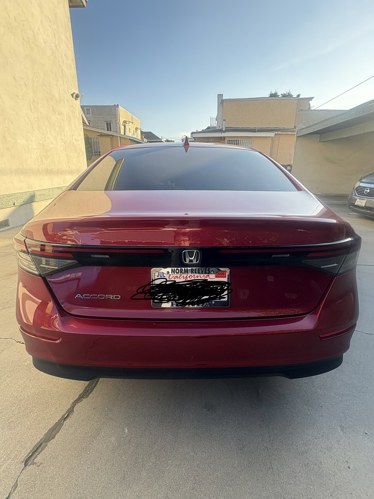 2024 혼다 어코드 인데 개인사정으로 타고다니는 차를 처분 하려고 합니다. 썸네일 2