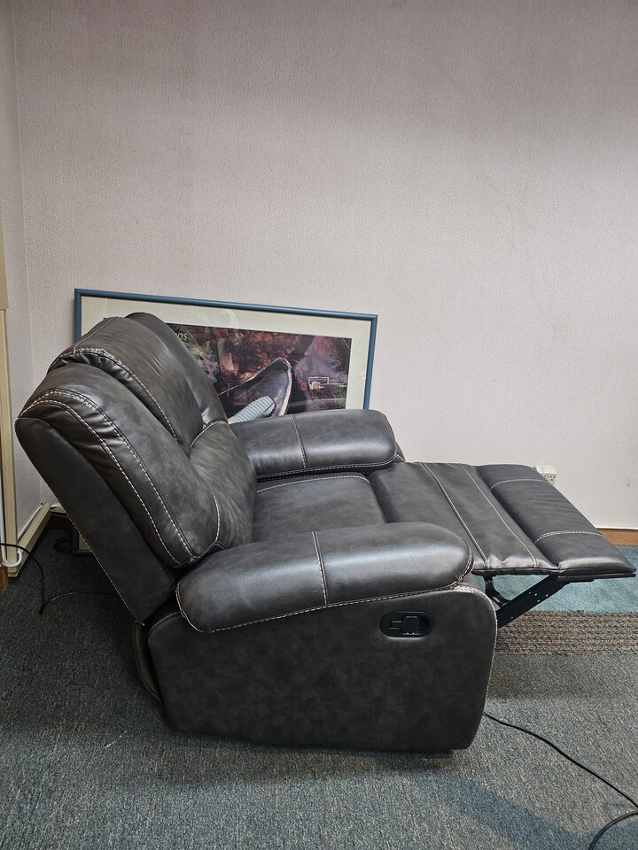 1인용 리클라이너 소파 이미지 1