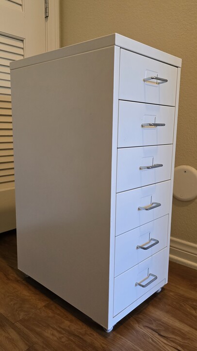 6단 오피스 서랍 $50, 4단 플라스틱 서랍 $40 썸네일 2