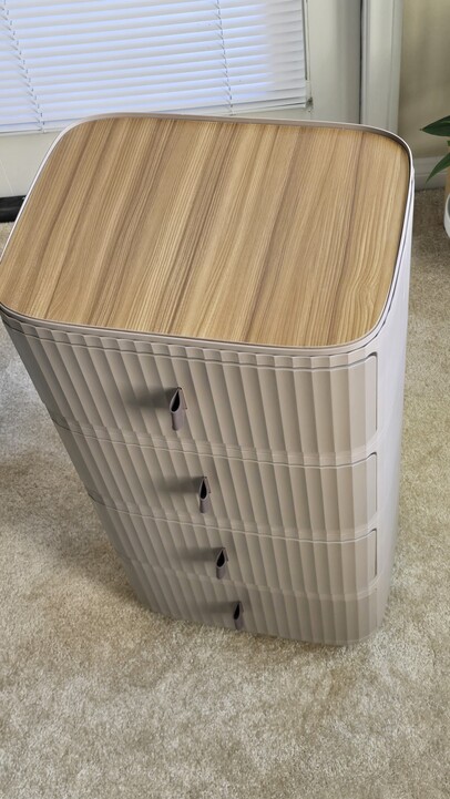 6단 오피스 서랍 $50, 4단 플라스틱 서랍 $40 썸네일 6