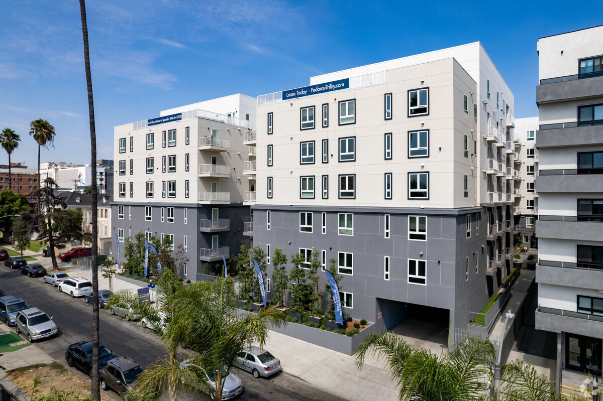 한인타운/8가+마리포사 6주Free 바로입주가능 발렛파킹가능 썸네일 8