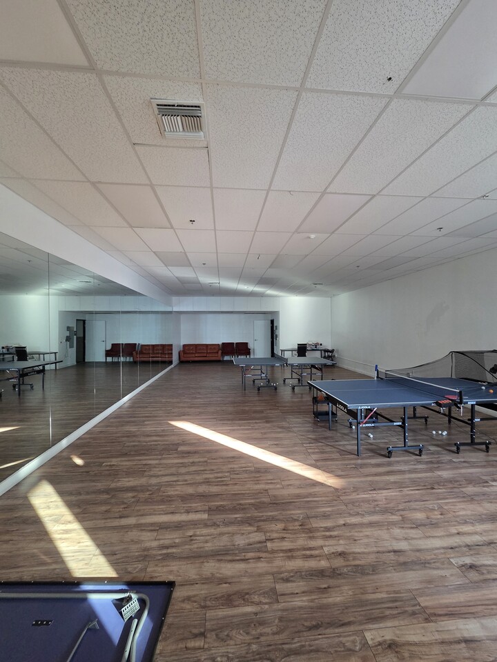 LA 한인타운 상가 렌트합니다 썸네일 3