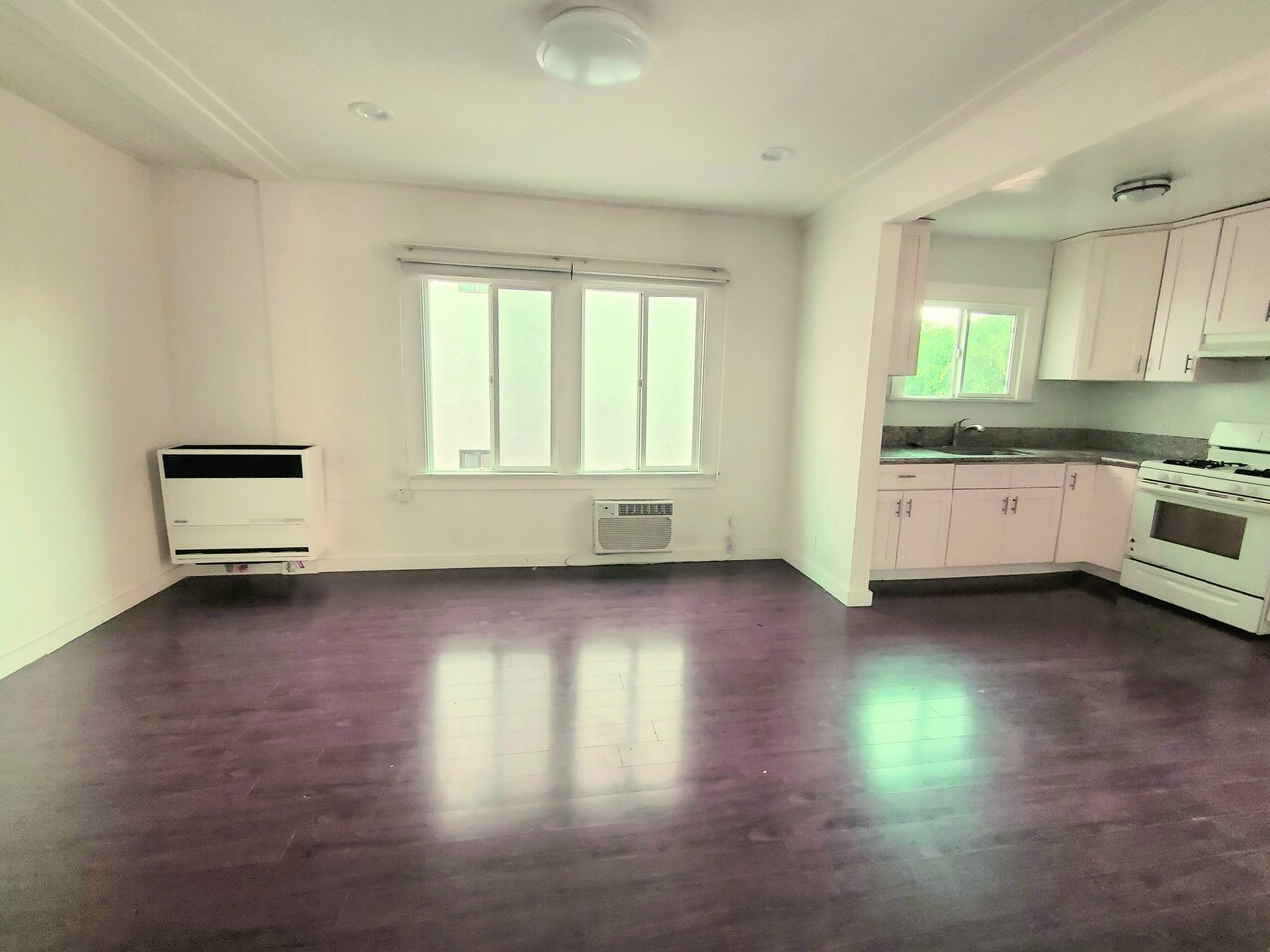 한인타운 중심 아파트 이미지 1