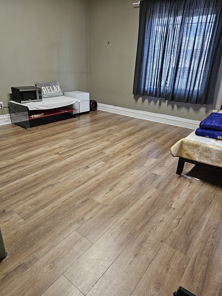 한타 개인욕실 큰방렌트 이미지 1