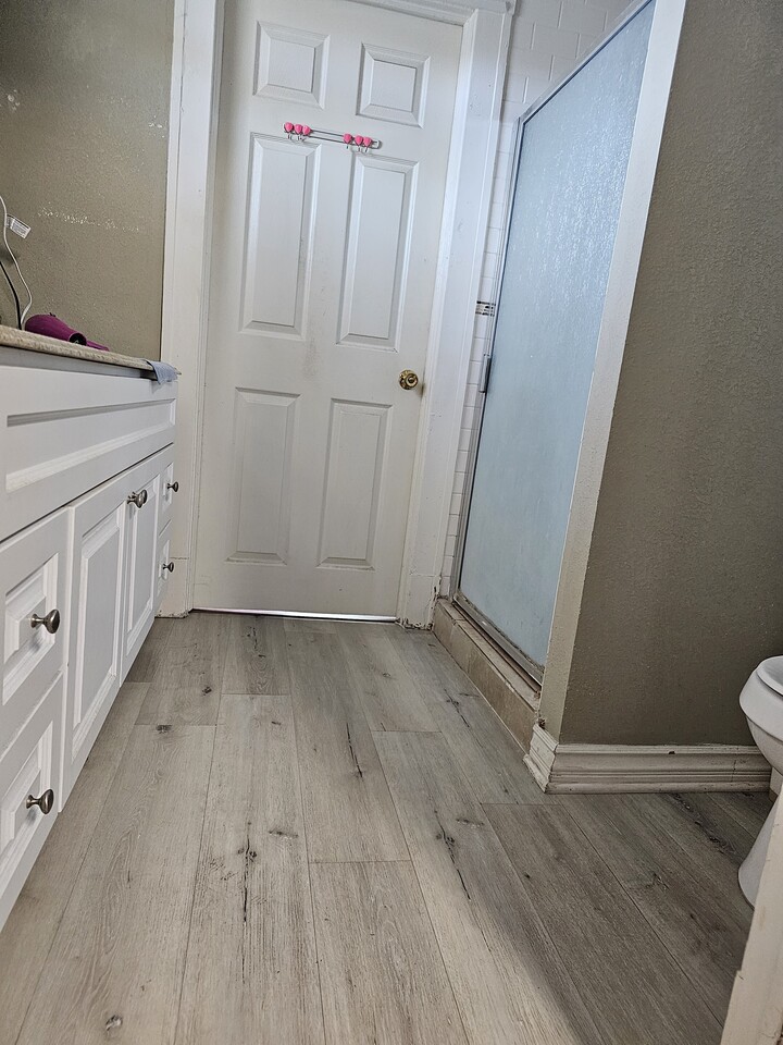 한타 개인욕실 큰방렌트 썸네일 2