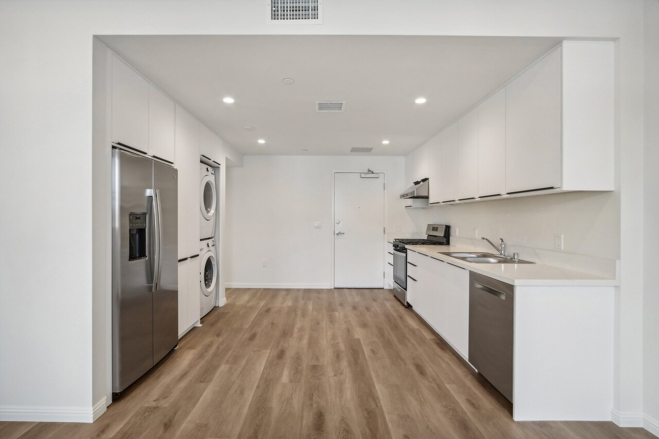 행콕팍 새로 지은 New 아파트 - 2BED 썸네일 3