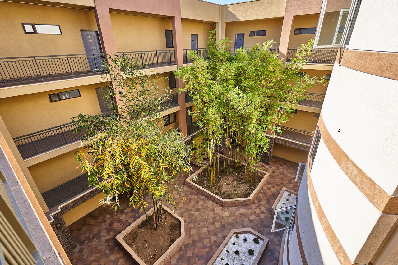 행콕팍 근처의 3가 학군의 아파트 썸네일 8