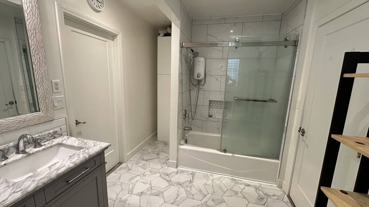 방 렌트 썸네일 3