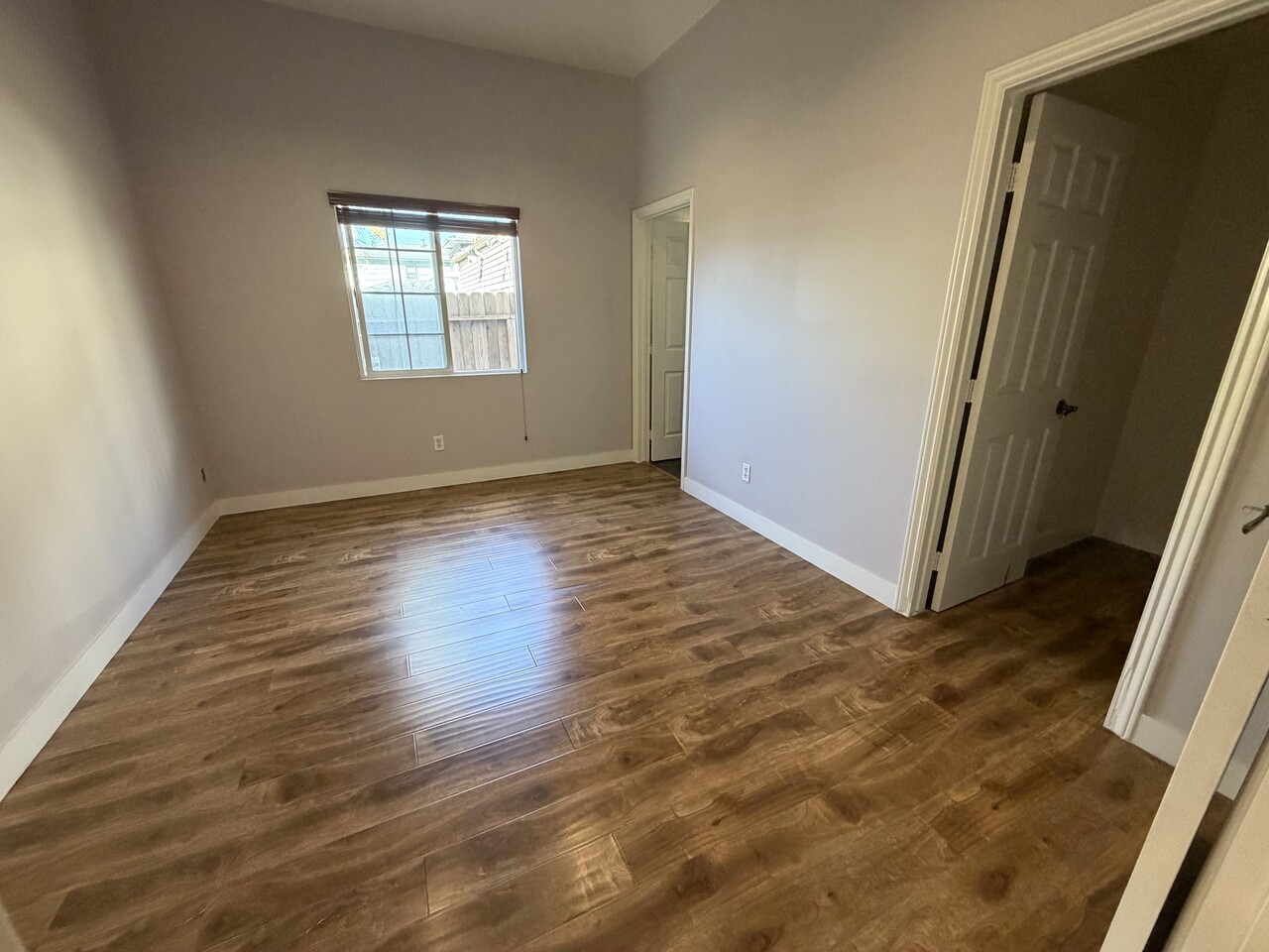 Koreatown & Hancock Park 인접 ADU 임대 ($2,000) 썸네일 3