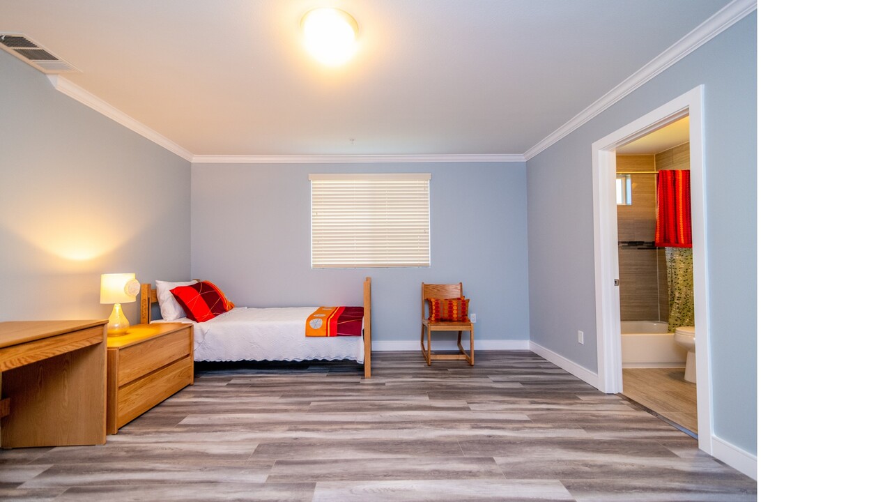 USC 근처 새 듀플렉스 방렌트, 가성비 최고인 Best Place in Town 썸네일 3