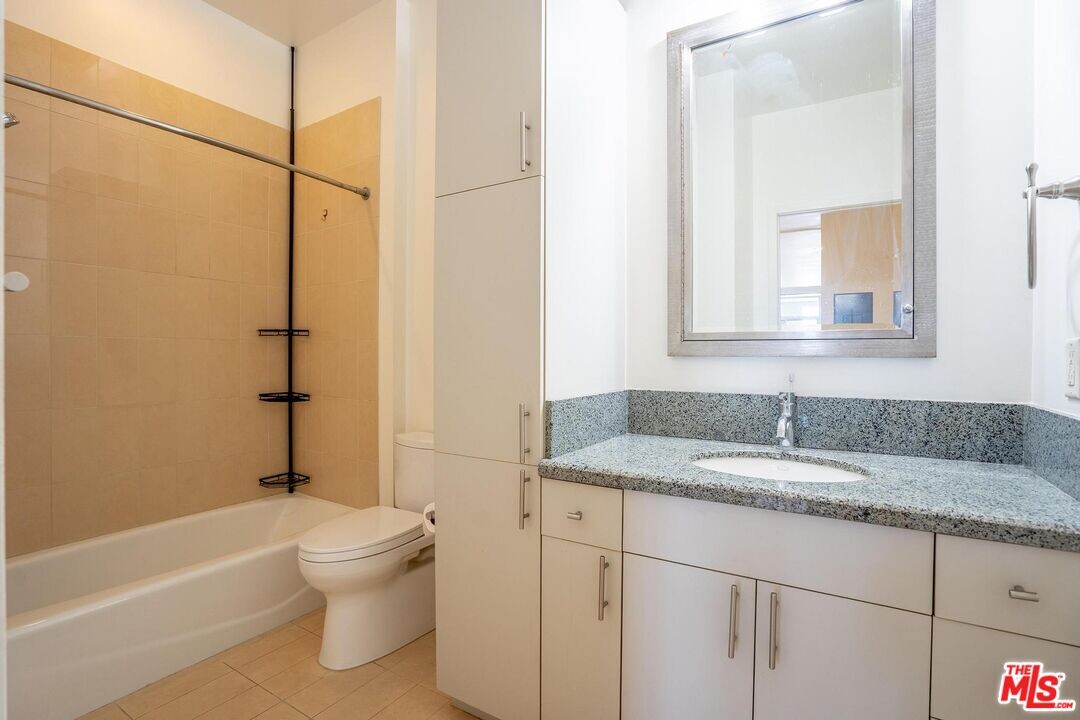 머큐리 원베드 썸네일 6