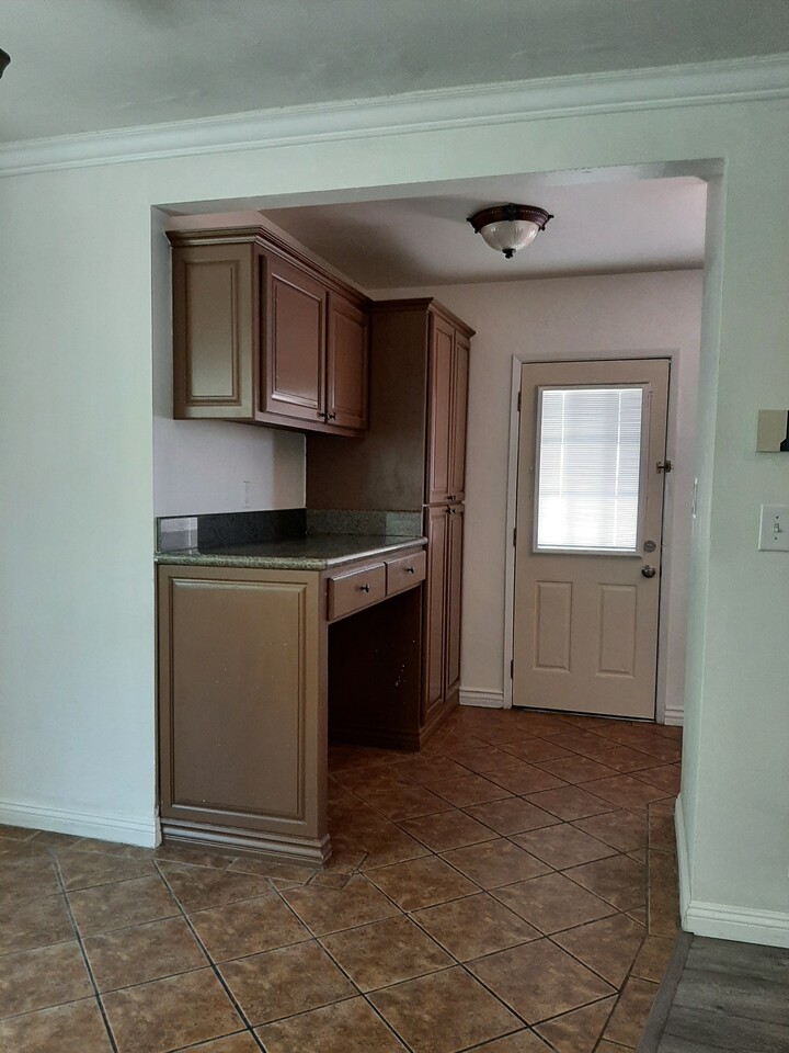 부에나팍 방3 화2 댄 단층 단독주택 썸네일 6