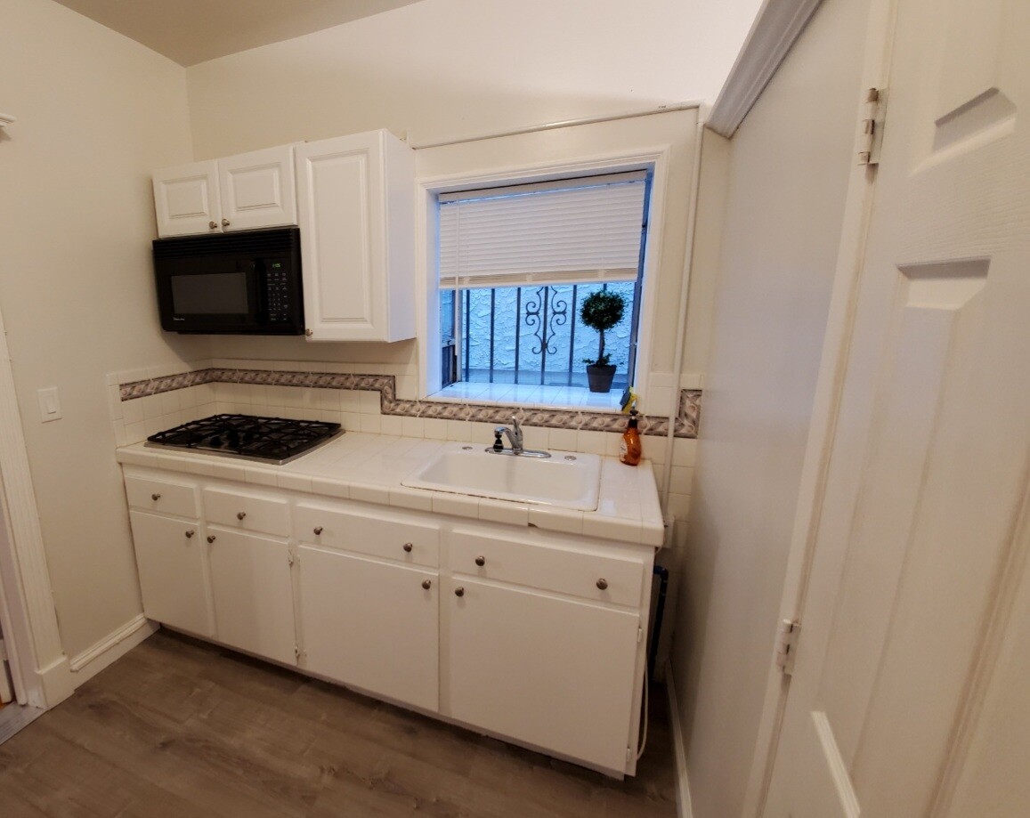 한타 중심 스튜디오식 룸렌트(단기가능, 인턴, 여행객, 출장객 환영) 썸네일 2