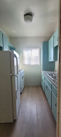 한인타운 넓은 2 BED 아파트 (1,050sf) 썸네일 3