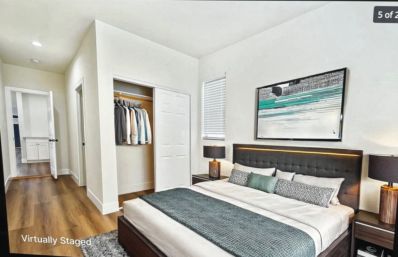 다운타운과 한타 5분거리 3Bed / 2 Bath 썸네일 4