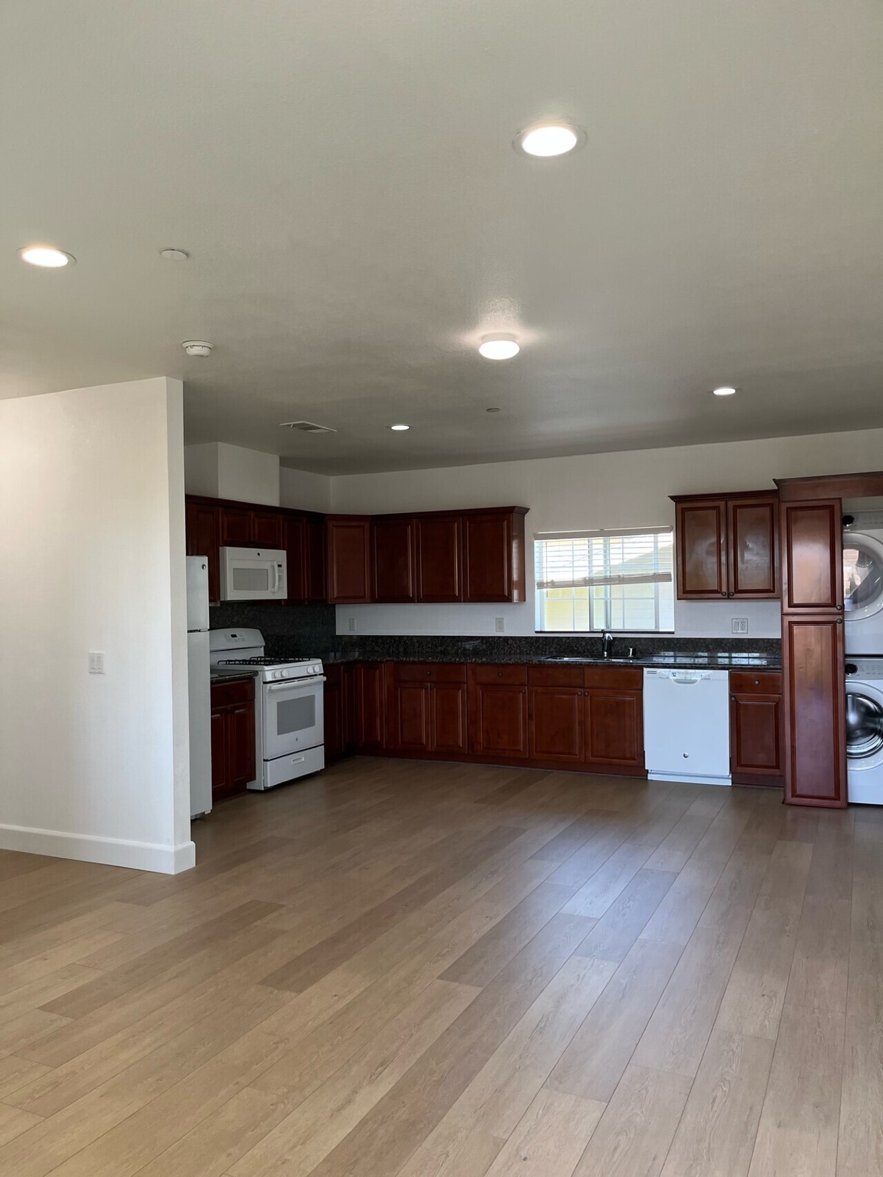 동양선교교회 인근 2 베드룸 썸네일 4