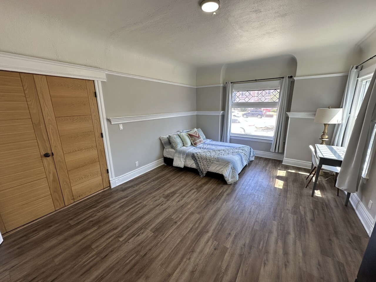 LA 완전 리모델된 출입구 따로달린 스튜디오 렌트 썸네일 2