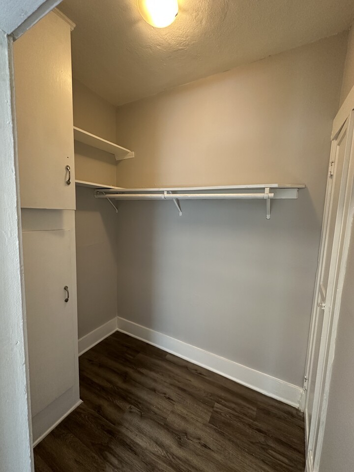 LA 완전 리모델된 출입구 따로달린 스튜디오 렌트 썸네일 6