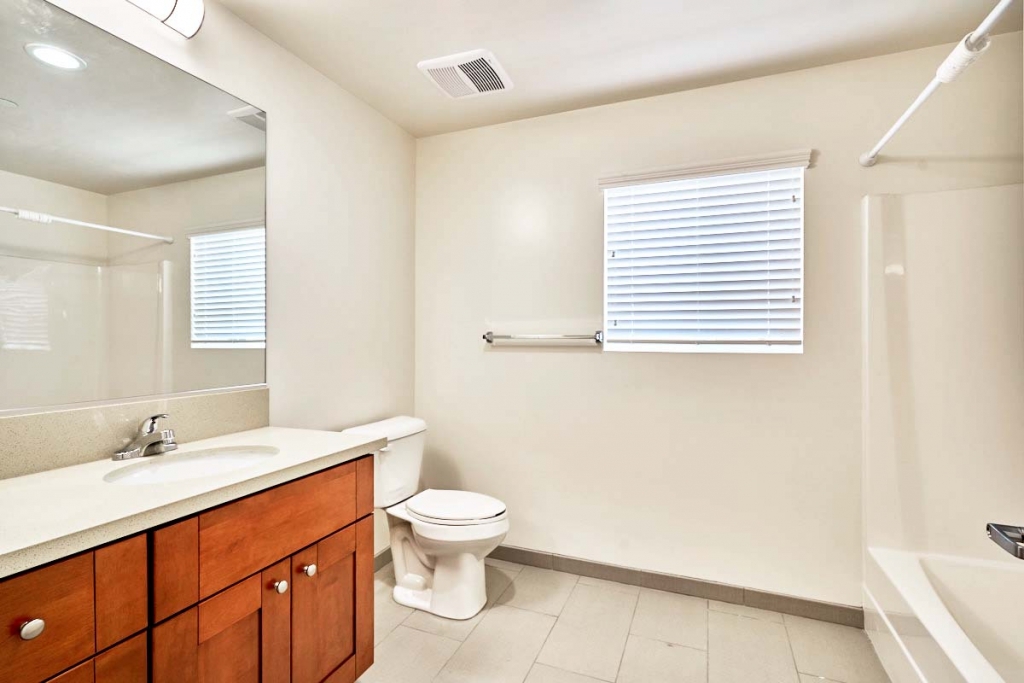 Hoover Apartment 2 Months Free!!! 썸네일 6