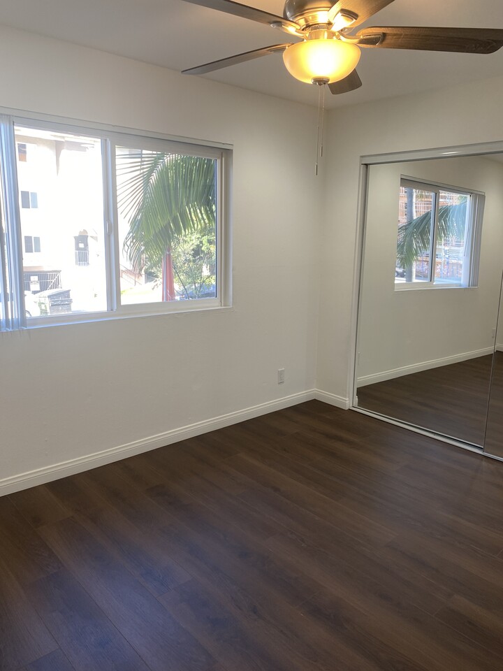 조용하고 깨끗하며 안전한 1/1/1 아파트 $1,950 (마당몰 인근) 썸네일 2