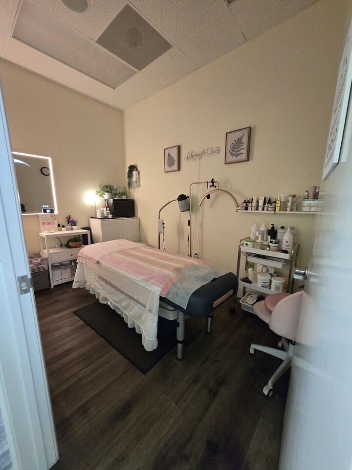 $500 / $750 룸렌트 (스킨,경락,지압,반영구화장,속눈썹연장,네일등 건강&미용관련) 이미지 1