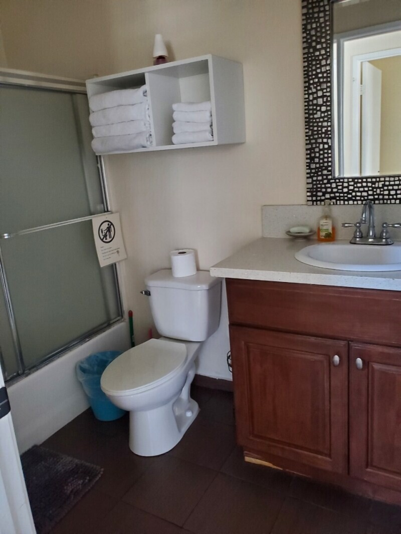 LA 유일한 아파트 콘도 스타일 레지던스, 팬션 스타일 민박 썸네일 2