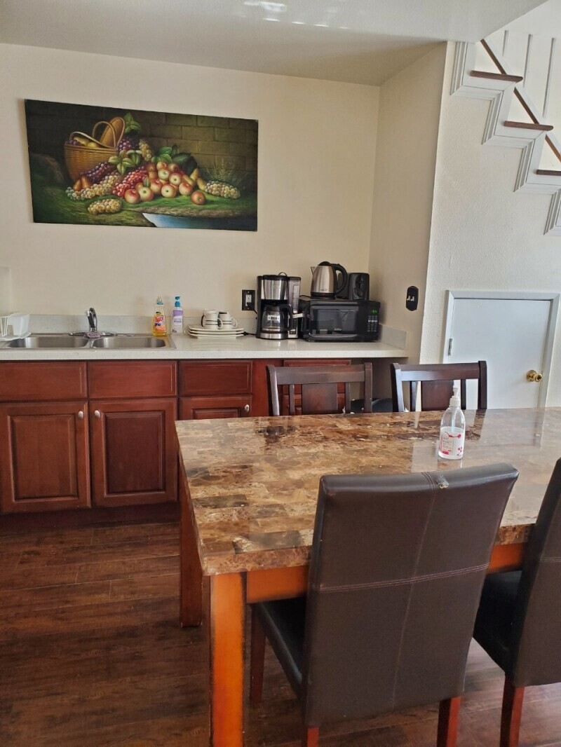 LA 유일한 아파트 콘도 스타일 레지던스, 팬션 스타일 민박 썸네일 6