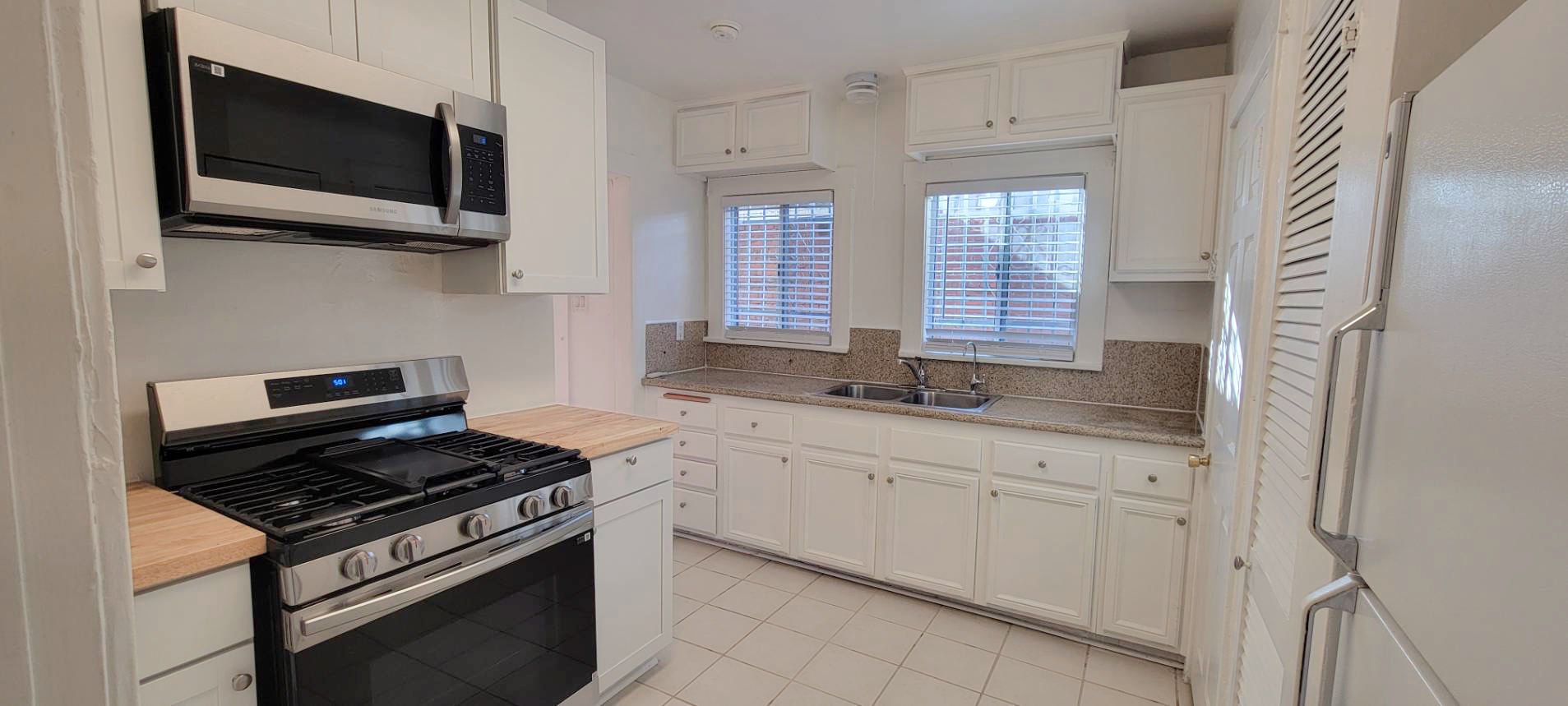 한인타운 웨스턴/올림픽 근처에 2 베드룸 유닛 렌트합니다. 썸네일 4