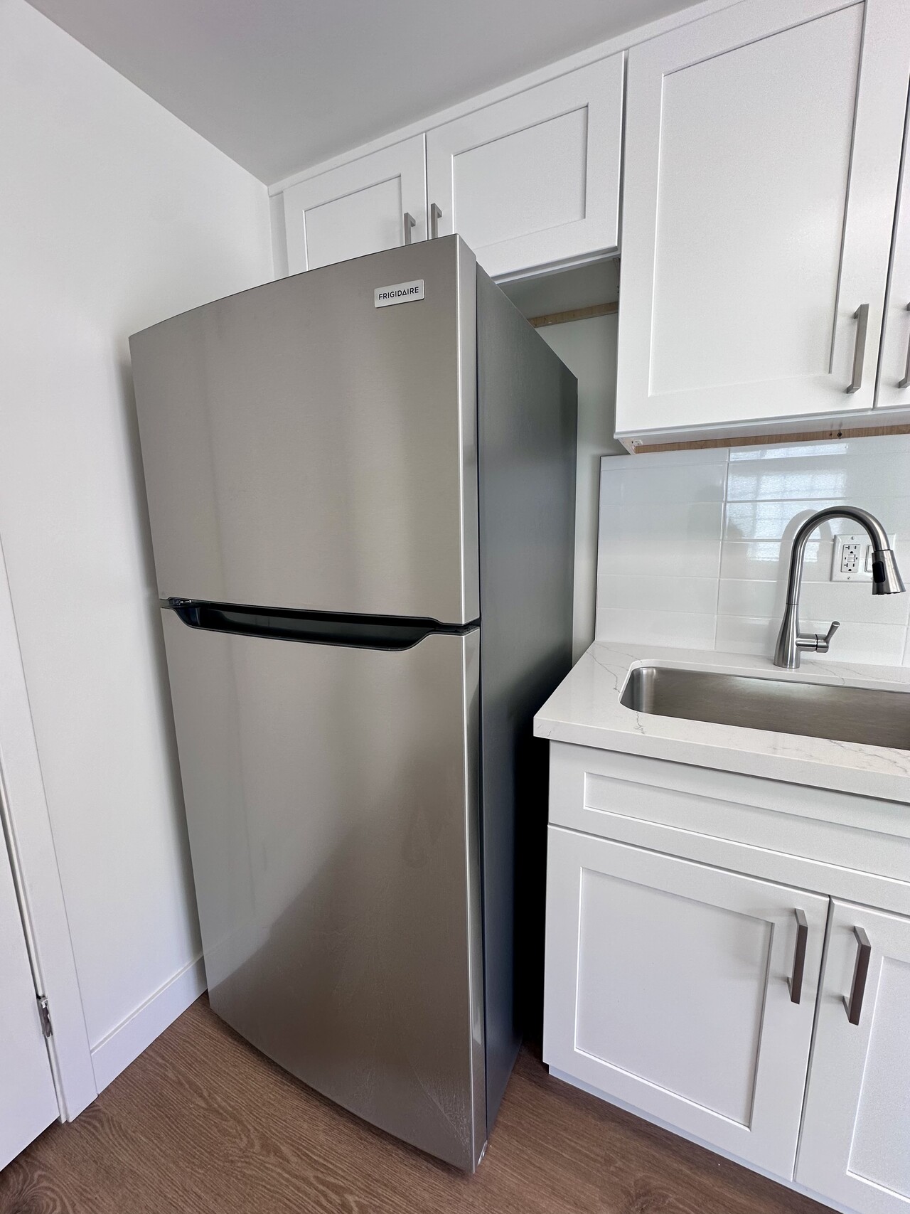 코리아타운 스튜디오 – 월 $1,600 썸네일 3