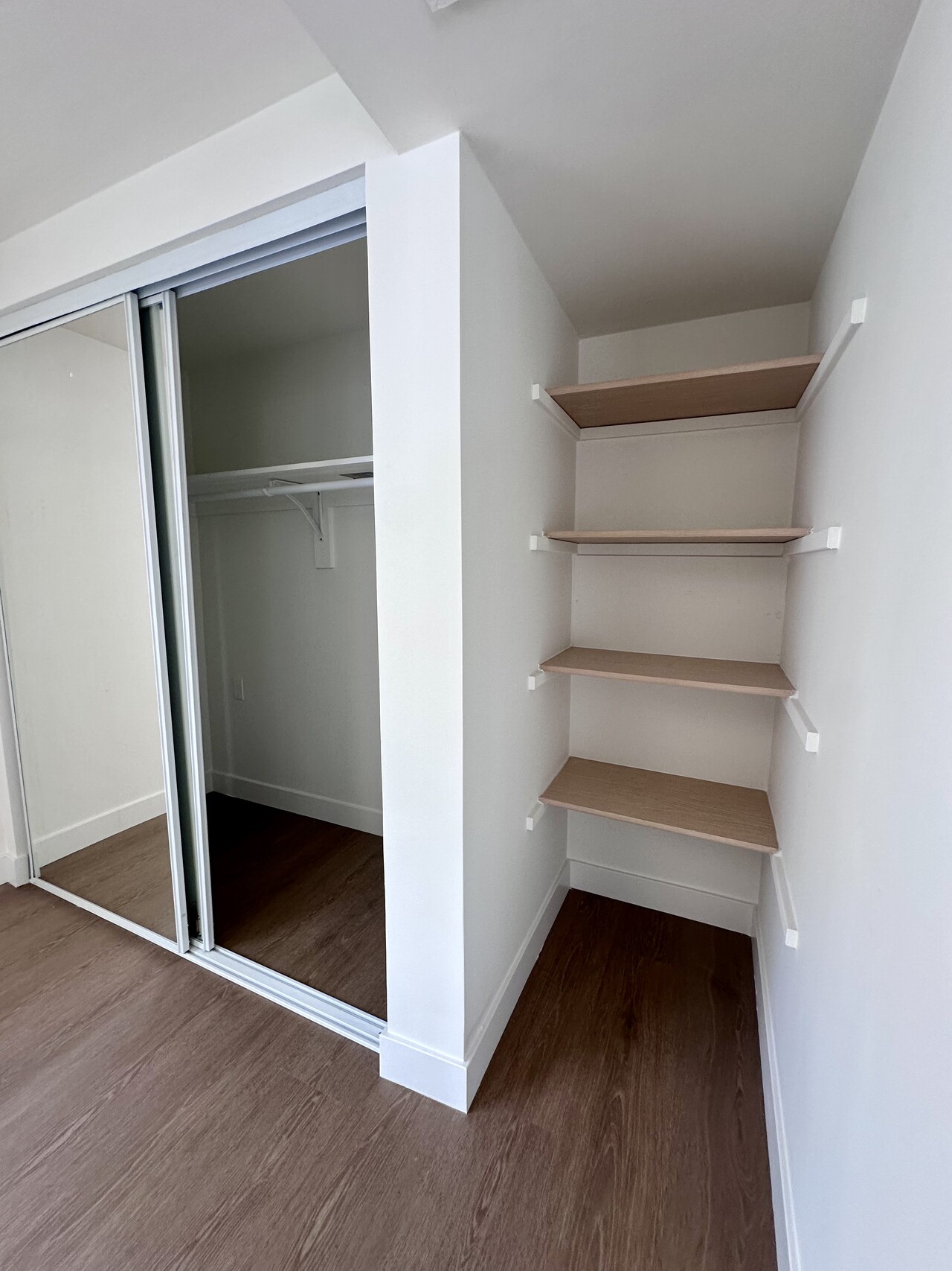 코리아타운 스튜디오 – 월 $1,600 썸네일 6