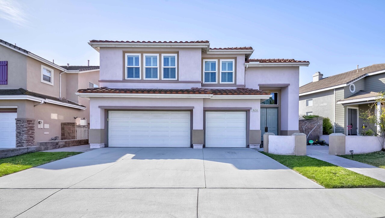 라 미라다 게이트 단지내 고급하우스(방5+화3)