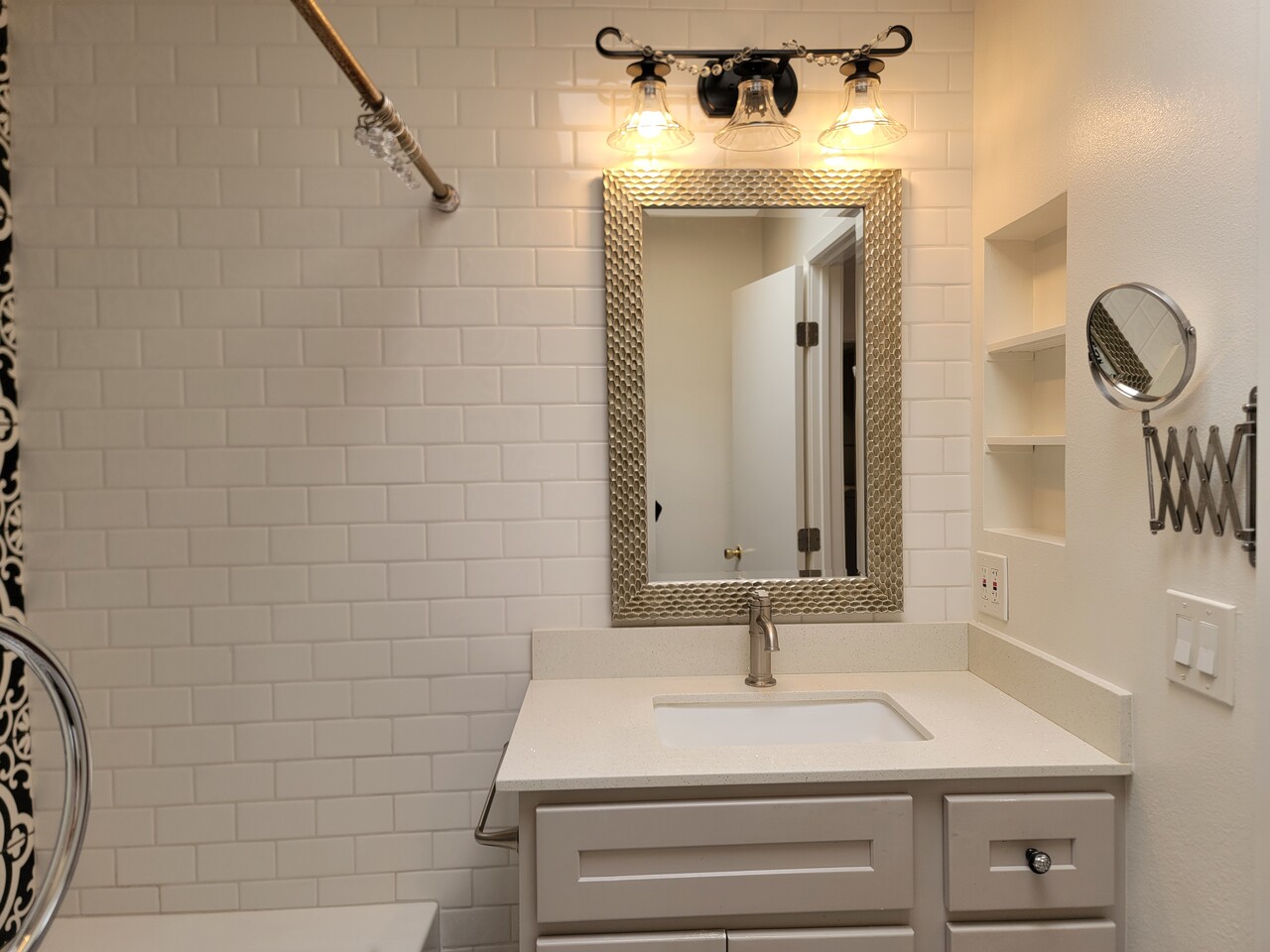 토랜스 타운하우스 $3,450 방2 화3 썸네일 5