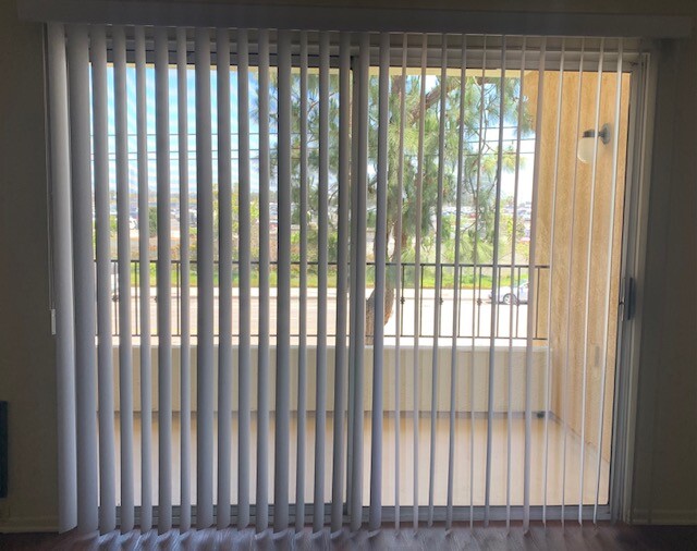 2 Br +2 Full Ba + 2Pk, South Gardena $2,195 썸네일 2