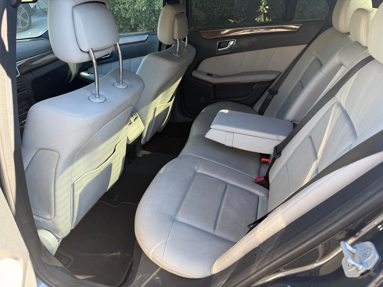 2010 benz E350 Sport Dark gray 썸네일 2