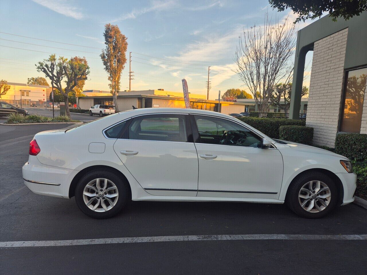 2016 VW Passat - 클린타이틀/스모그 완료 (네고 가능) 썸네일 3