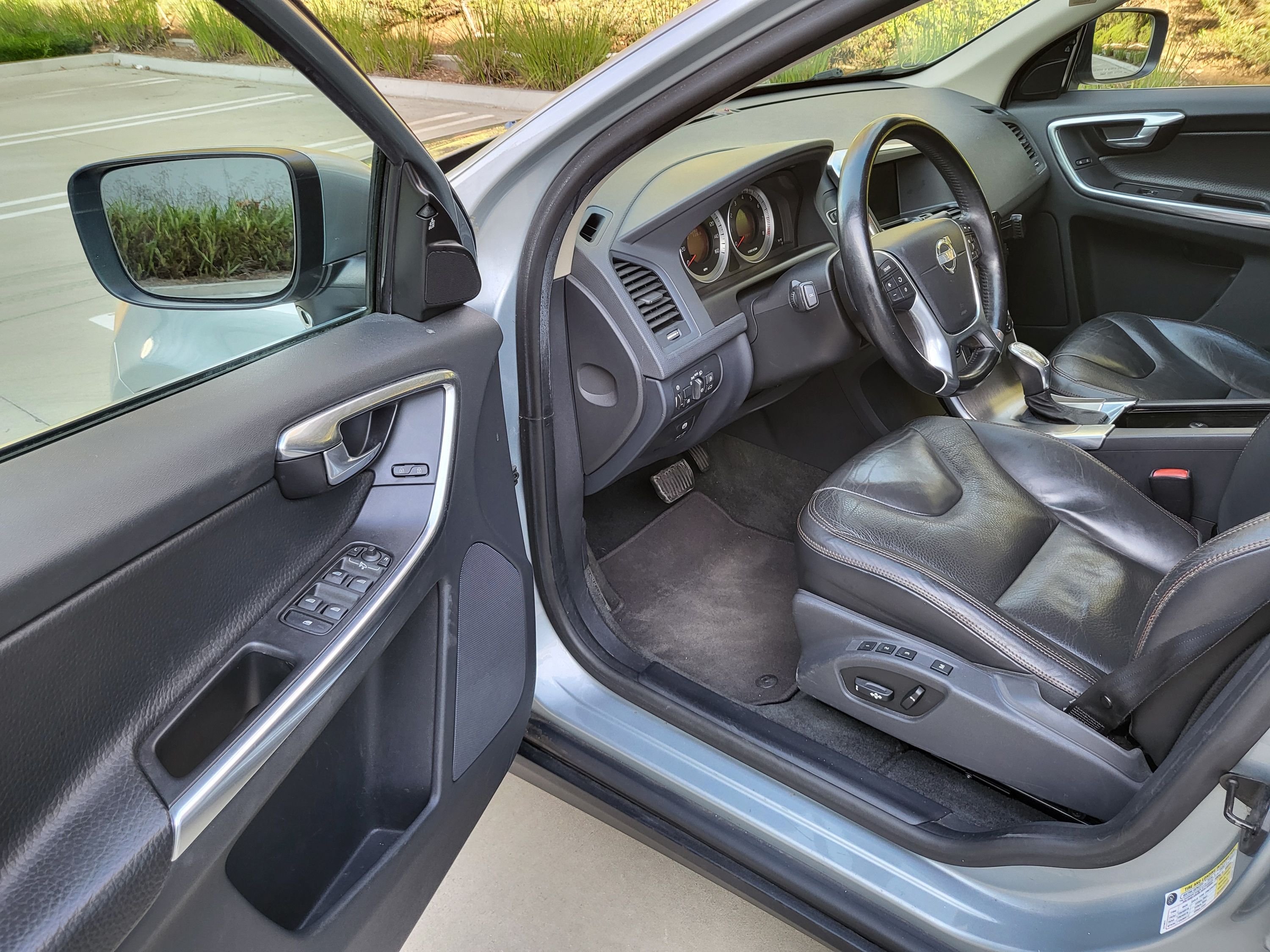 2013 VOLVO XC60 T6 SUV 판매합니다. 썸네일 3