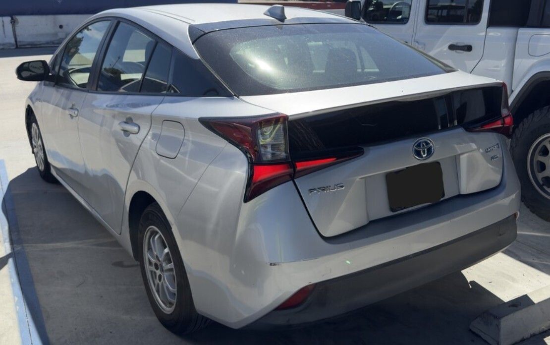 2020 Toyota Prius를 판매합니다. 이미지 1