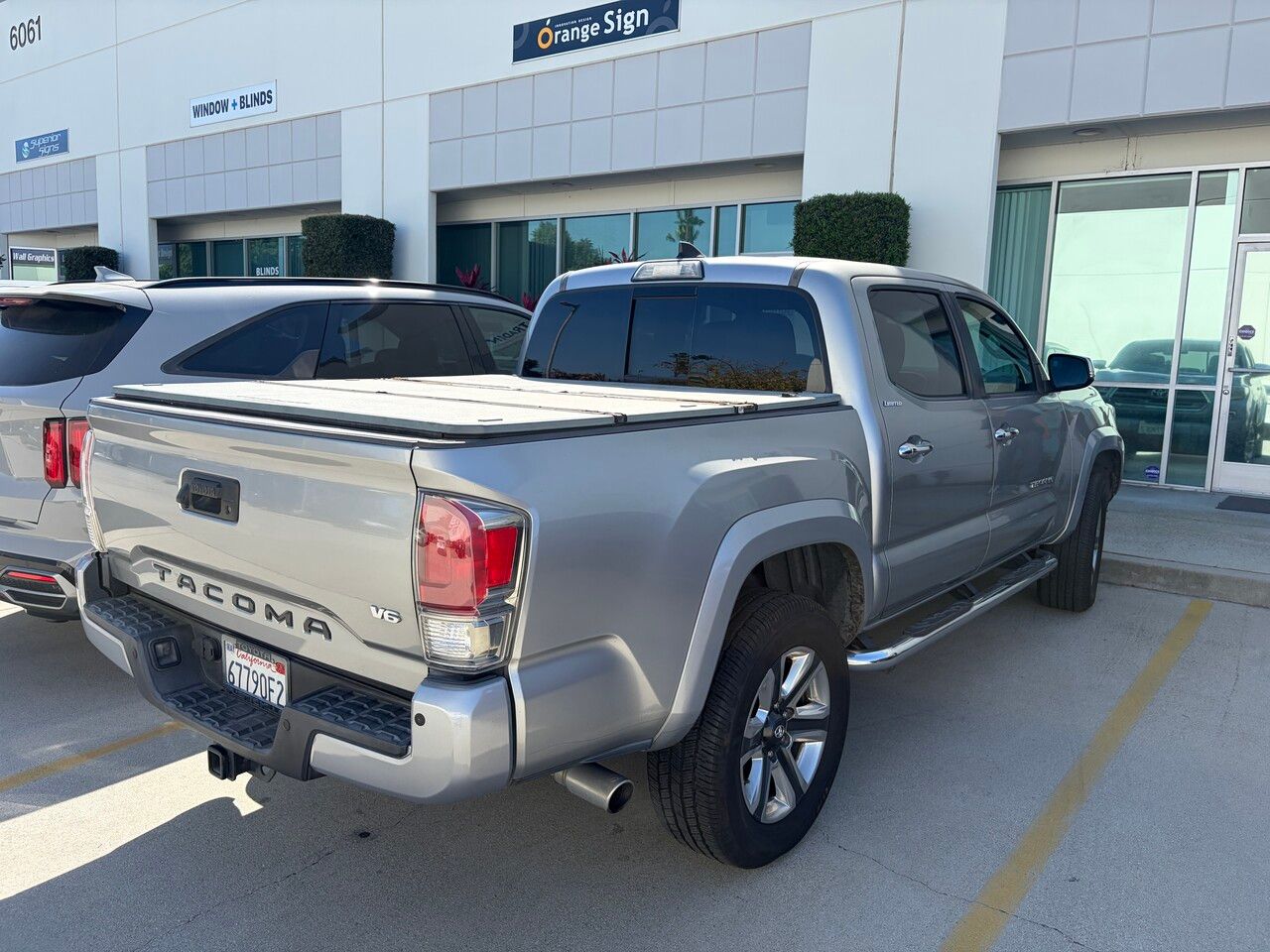 2017 관리 정말 잘된 TOYOTA TACOMA 판매 합니다. 썸네일 2