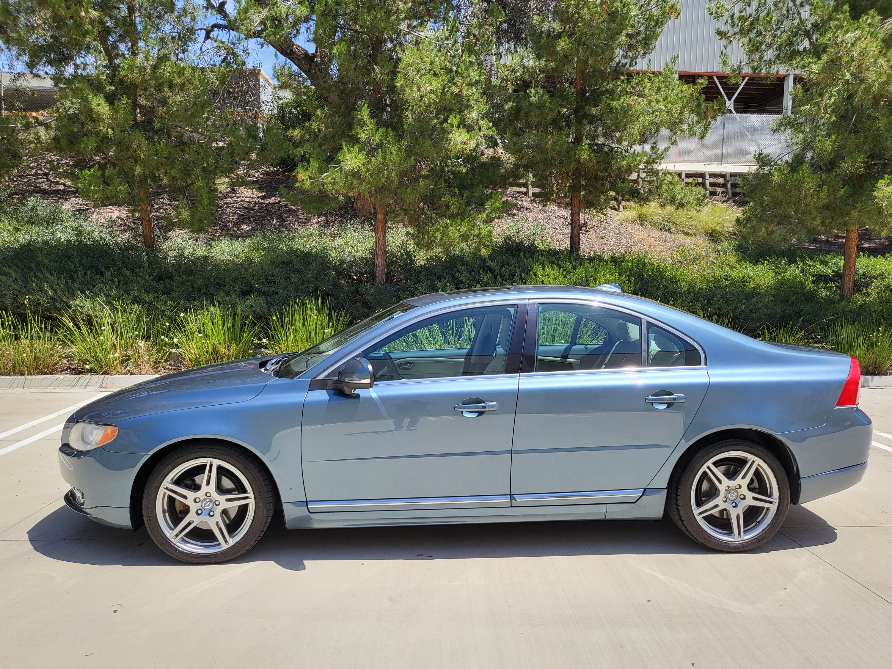 2013 VOLVO S80 T6 premier 새차같은 컨디션 판매 합니다. 썸네일 2