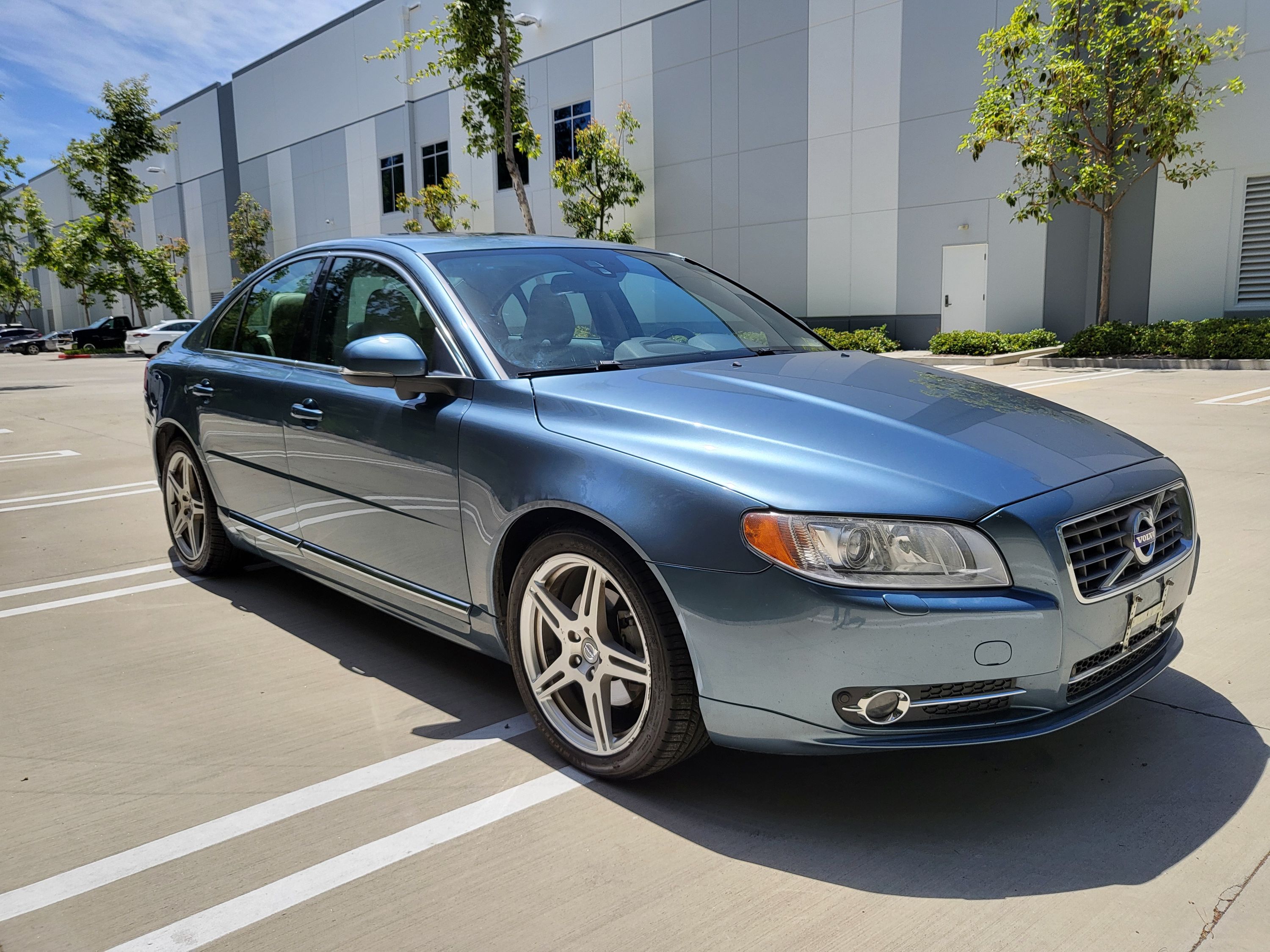 2013 VOLVO S80 T6 premier 새차같은 컨디션 판매 합니다. 썸네일 4