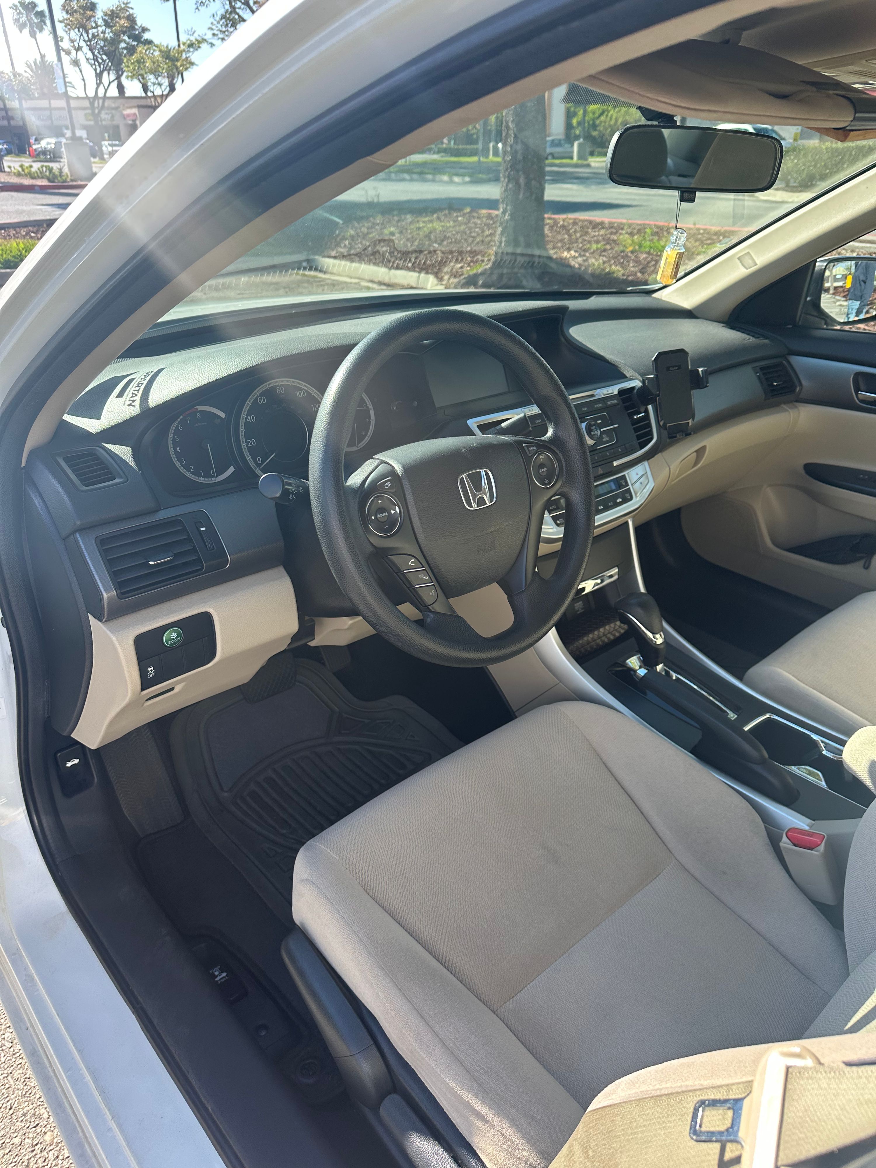 클린타이틀, 최상 컨디션 | 2013 Honda Accord LX 썸네일 7