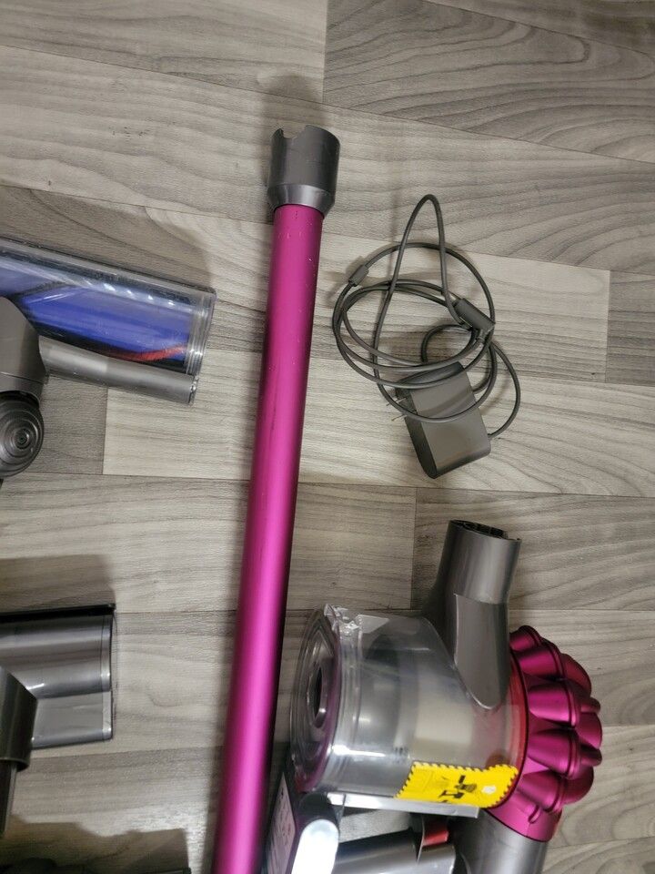 다이슨 v7 썸네일 4