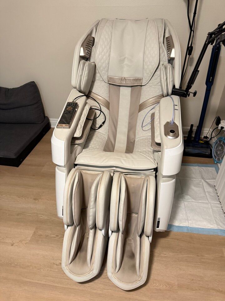 바디프렌드 마사지의자 팝니다 썸네일 2