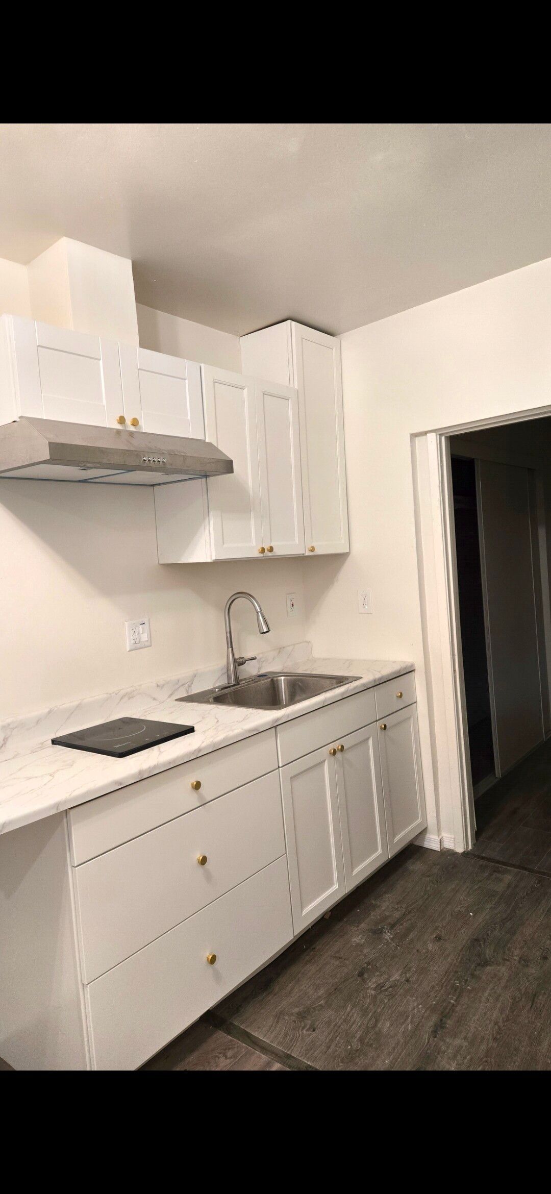 Small new one Bedroom 썸네일 2