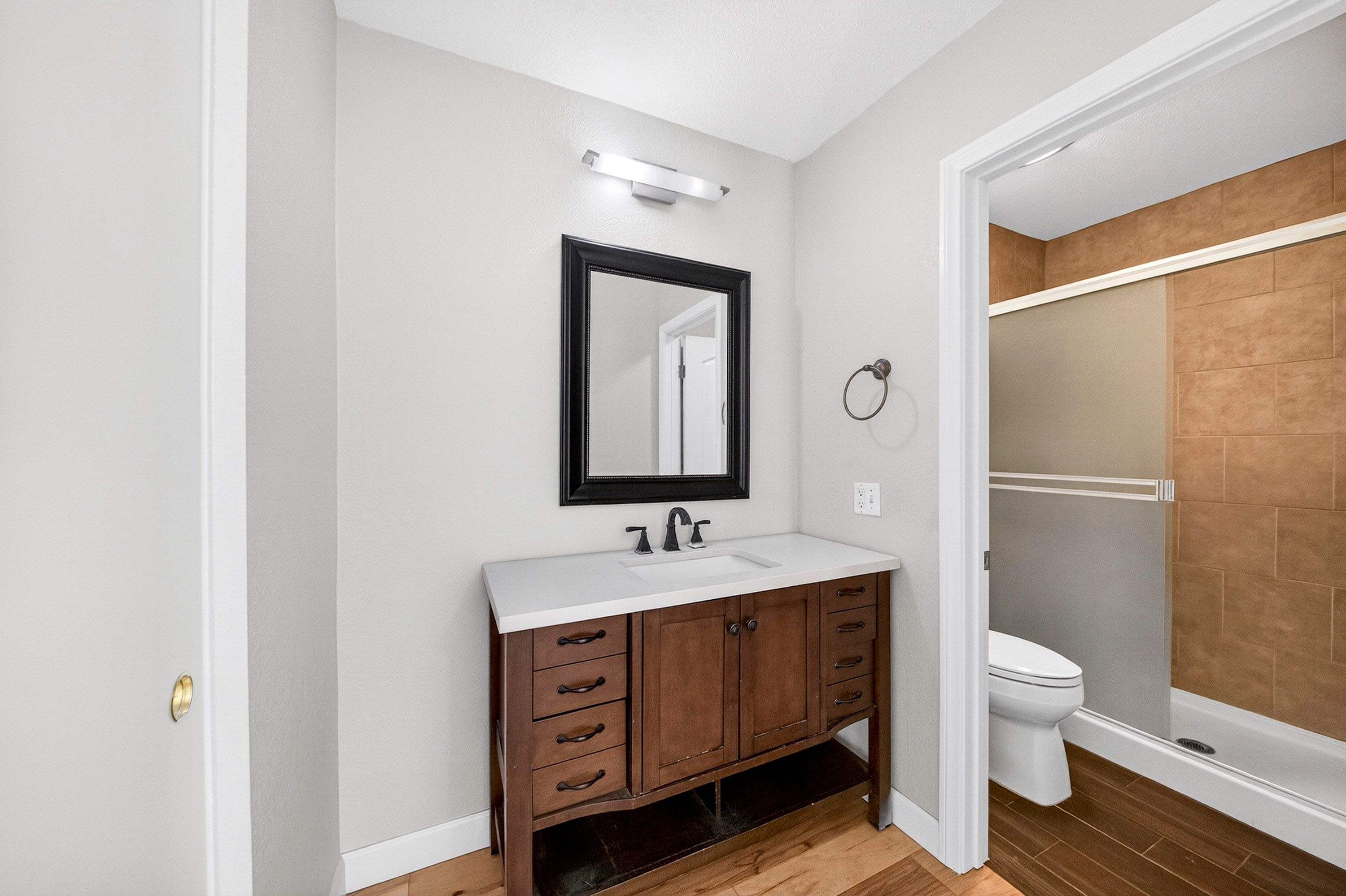 풀러턴 인기 지역 엔드 유닛 렌트! 썸네일 6